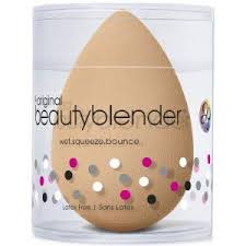 BEAUTYBLENDER NUDE