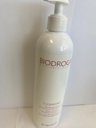 Biodroga Milky Cleanser 390 ml - Image 1