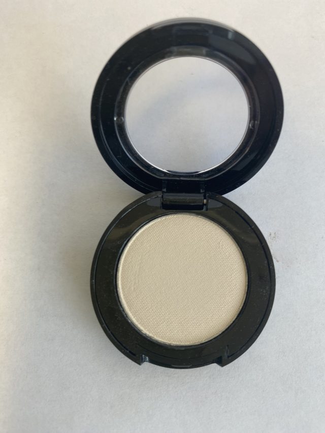 Your Name Cosmetics Mineral Eyeshadow Hypoallergenic Alabaster Beauty Products UltraBeauty.shop Your Name Cosmetics Mineral Eyeshadow Hypoallergenic Alabaster UltraBeauty.shop
