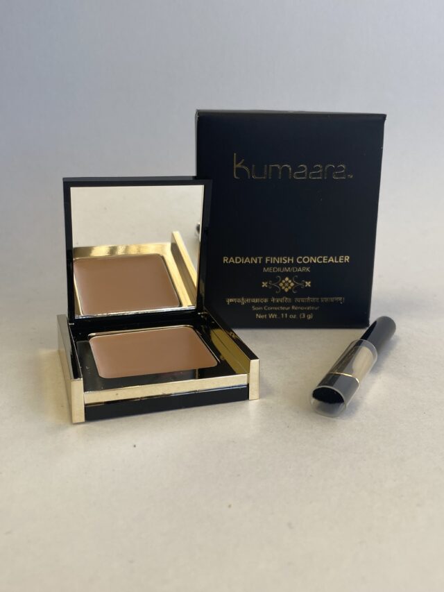 Kumaara Radiant Finish Concealer medium/dark Beauty Products UltraBeauty.shop Kumaara Radiant Finish Concealer medium/dark UltraBeauty.shop